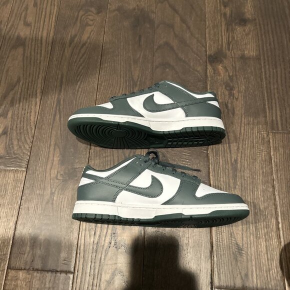 Nike Dunk Low Retro Sneakers Men\'s Size 10.5 White/ Vintage Green DV0833-111 main image 4
